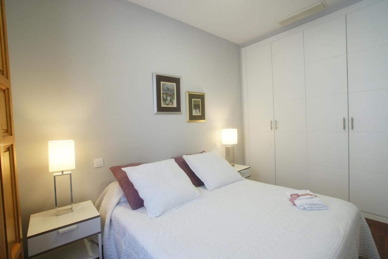 Apartamento Al Lado De Gran Via - Pink Madrid Exterior photo
