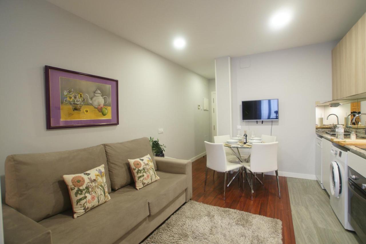 Apartamento Al Lado De Gran Via - Pink Madrid Exterior photo
